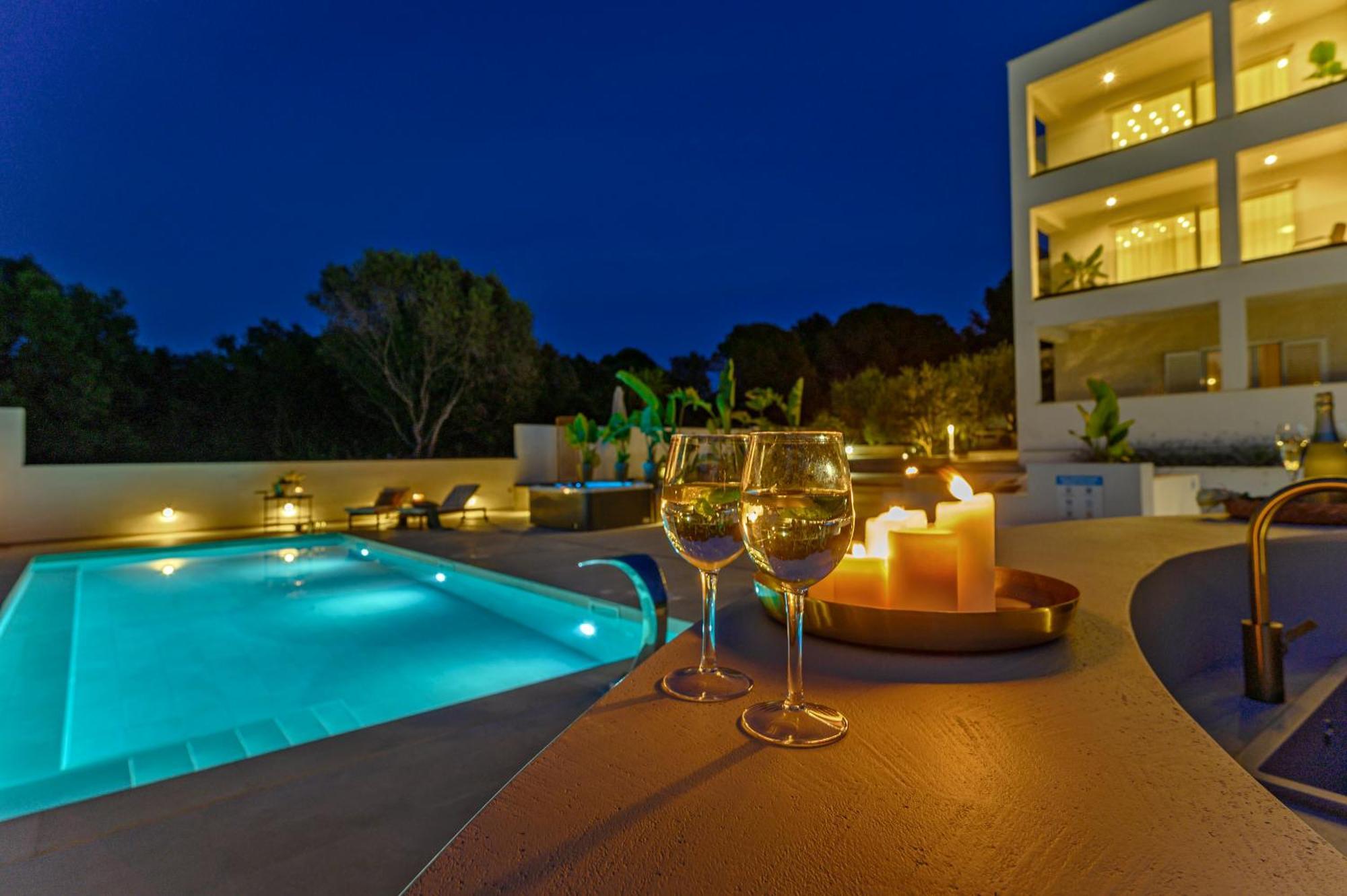 Villa Del Sogno โตรกีร์ ภายนอก รูปภาพ