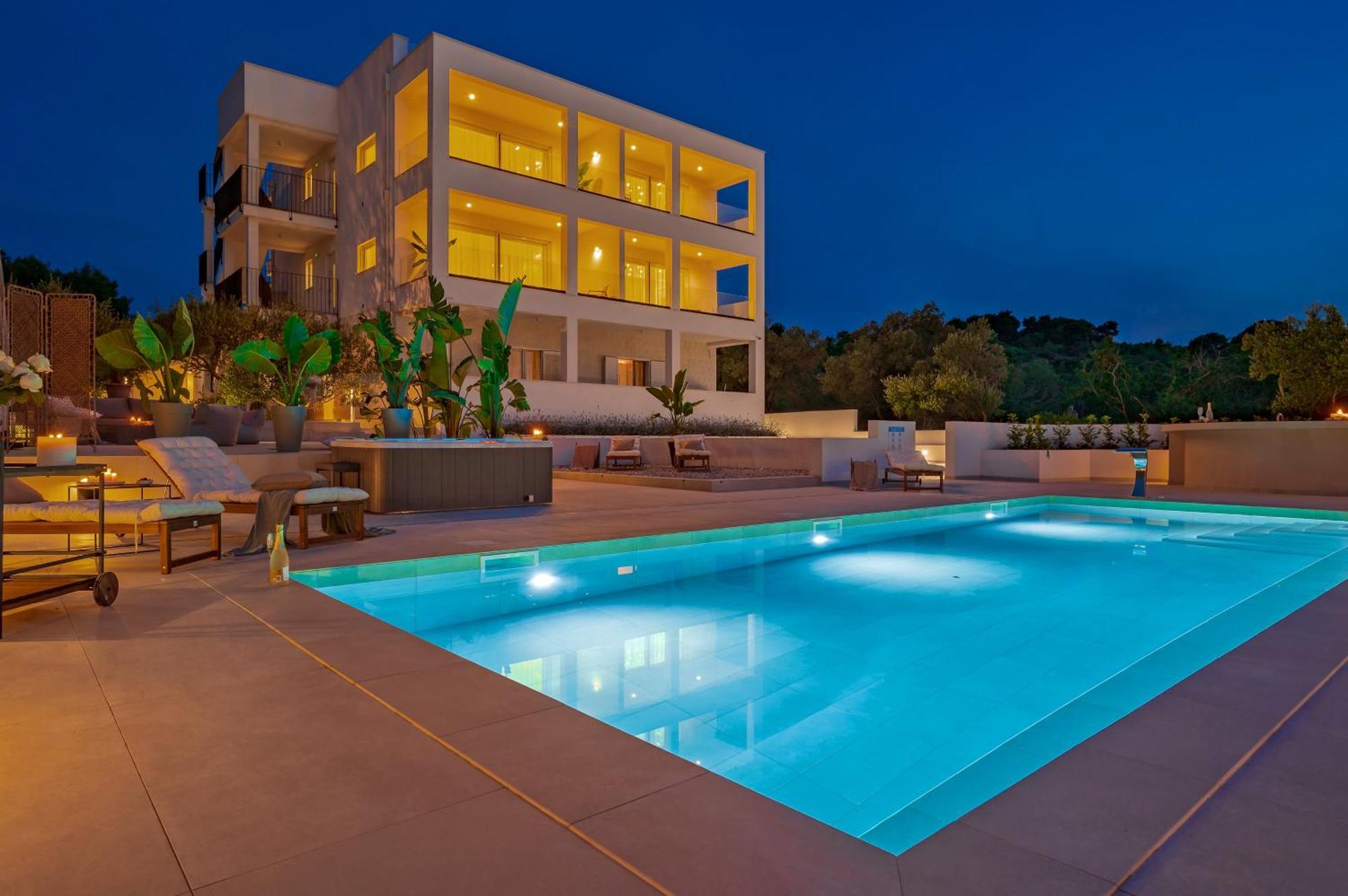 Villa Del Sogno โตรกีร์ ภายนอก รูปภาพ